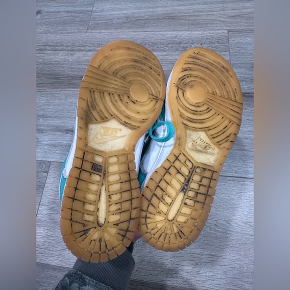 Nike Women’s Dunk Low Teal Zeal - Picture 7 of 9